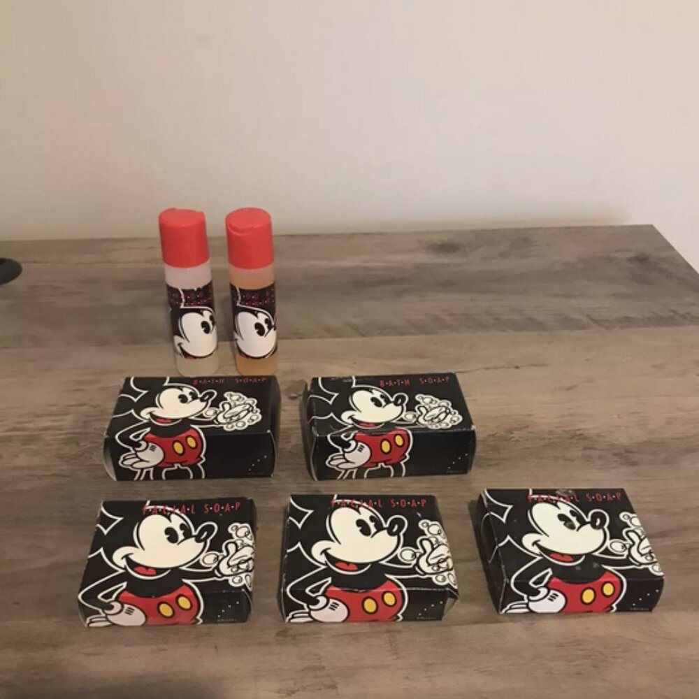 Walt Disney Resorts Travel Size Shampoo & Conditioner Bath Soap Facial Soap
